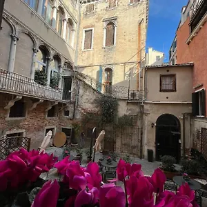 https://corte-del-doge-di-rialto.hotelslidodijesolo.com